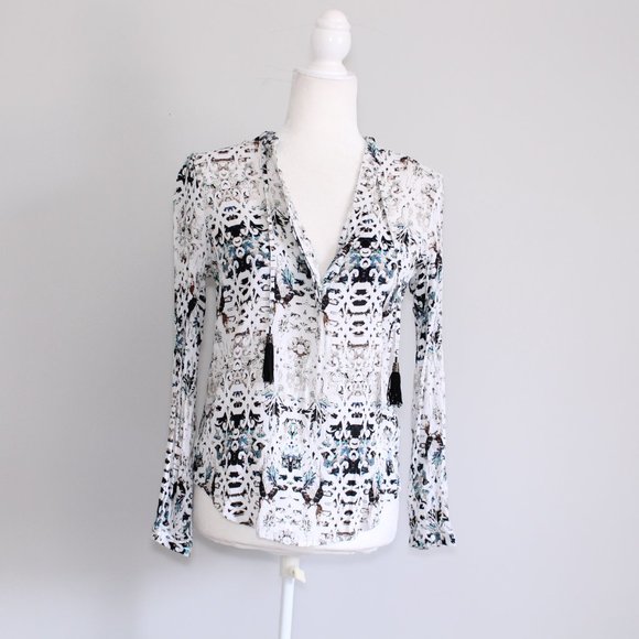 Tribal Jeans Tribal Print Blouse with Tassle Sz Xs - Picture 11 of 14